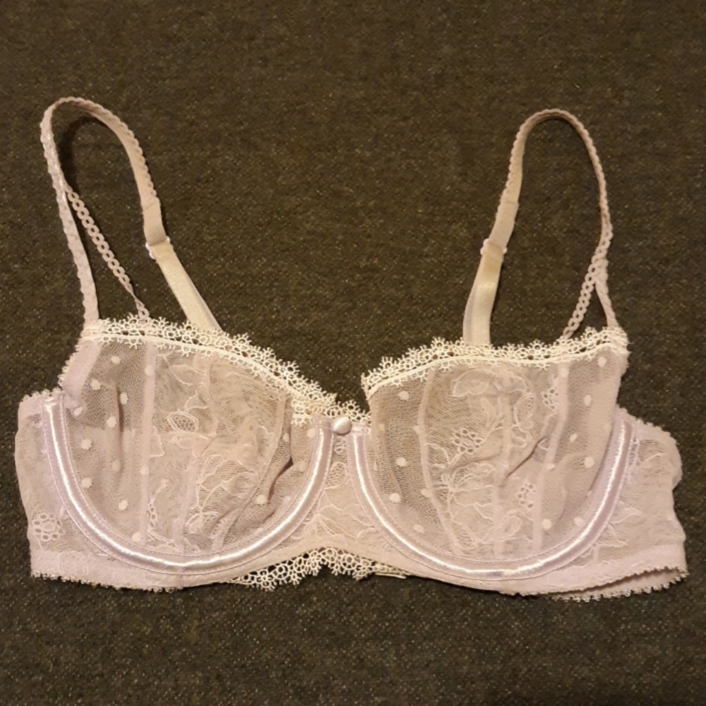 Beautiful pale lavender lace bra